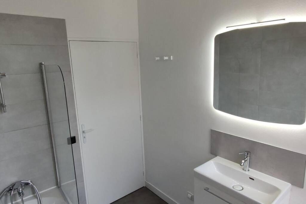 Maison Ronchin/Lille - Proche Toutes Commodites 외부 사진